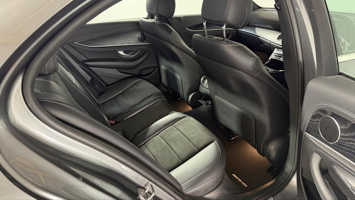 Used Mercedes-Benz E Class 2016 for sale - 77587482: Photo 10