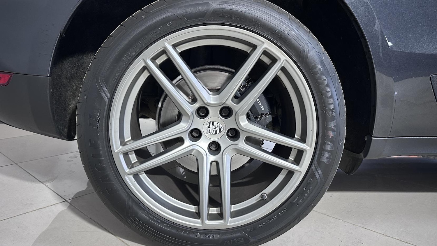 Used Porsche Macan 2020 for sale - 77114362: Photo 33