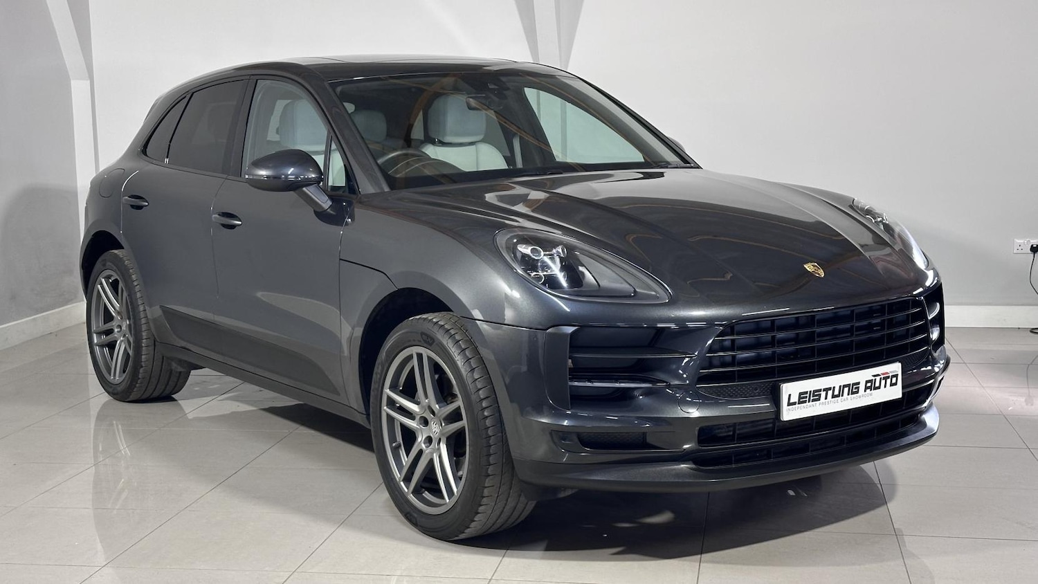 Used Porsche Macan 2020 for sale - 77114362: Photo 4