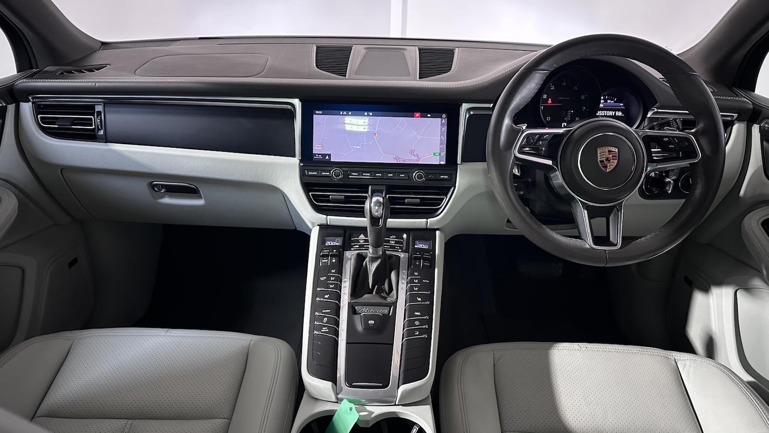 Used Porsche Macan 2020 for sale - 77114362: Photo 8