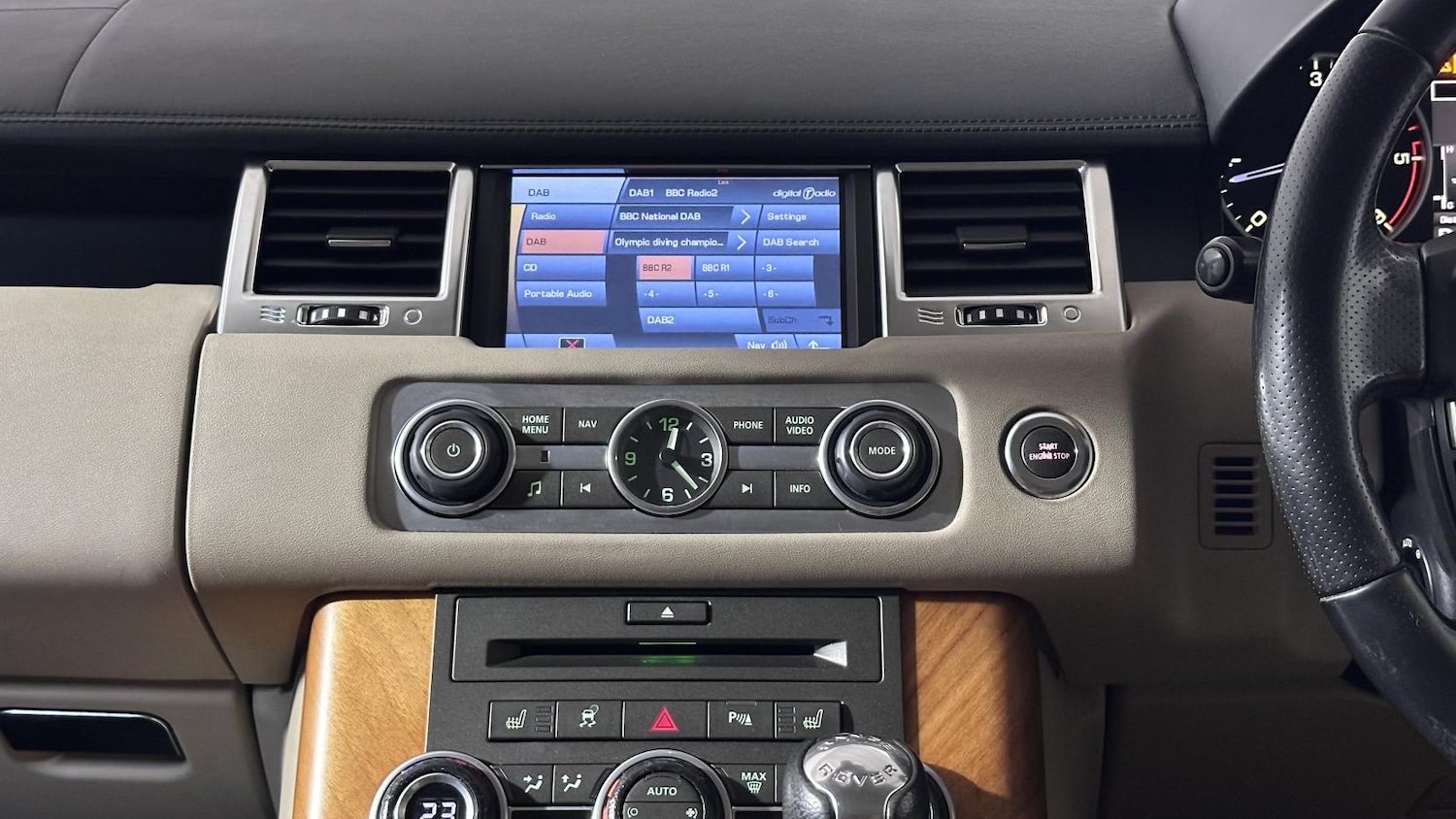 Used Land Rover Range Rover Sport 2009 for sale - 77300641: Photo 10