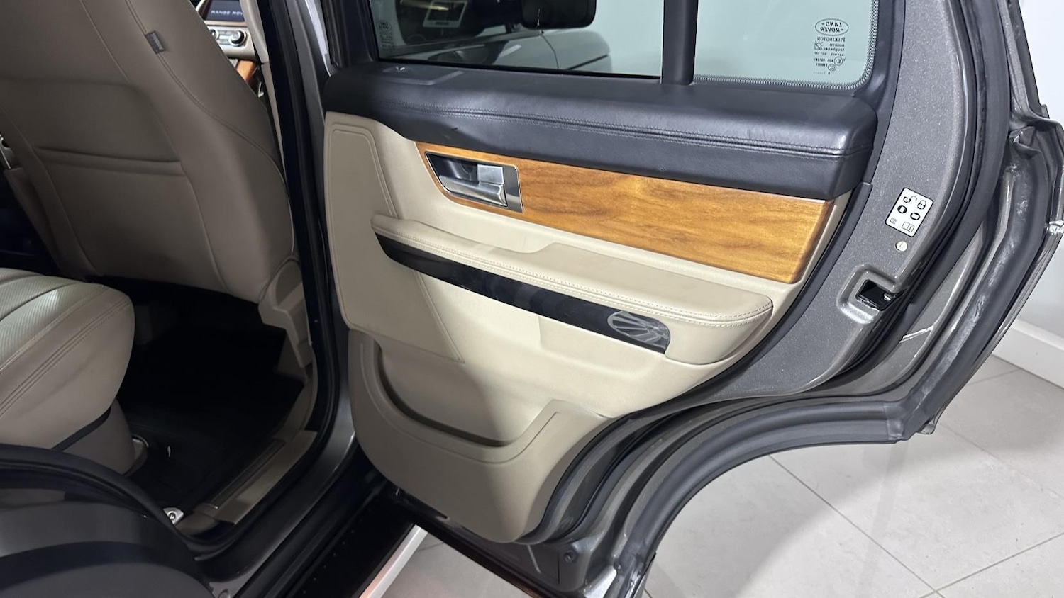 Used Land Rover Range Rover Sport 2009 for sale - 77300641: Photo 28