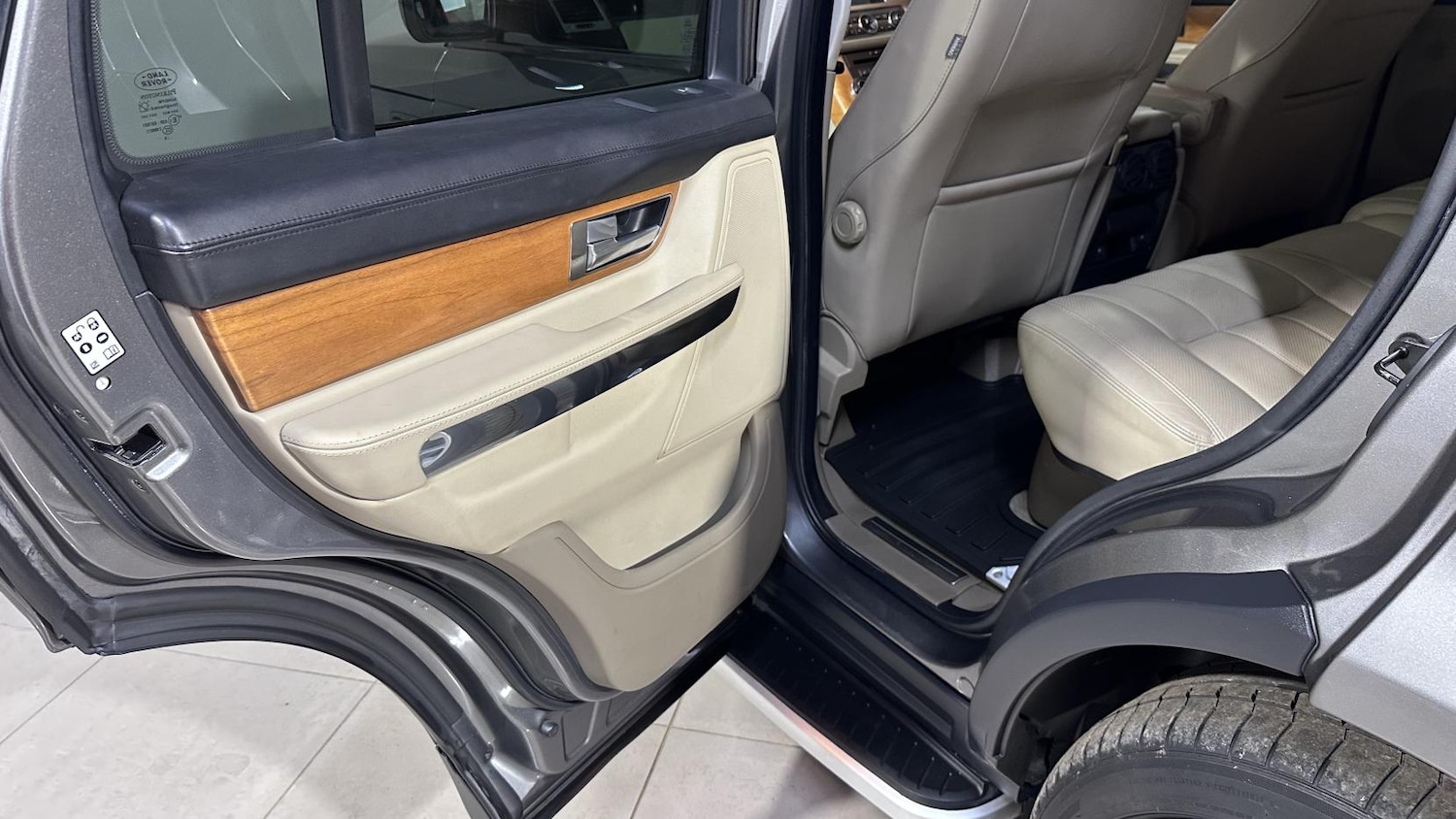 Used Land Rover Range Rover Sport 2009 for sale - 77300641: Photo 30