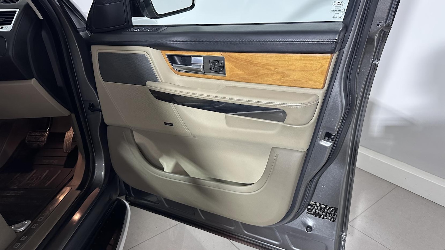 Used Land Rover Range Rover Sport 2009 for sale - 77300641: Photo 31