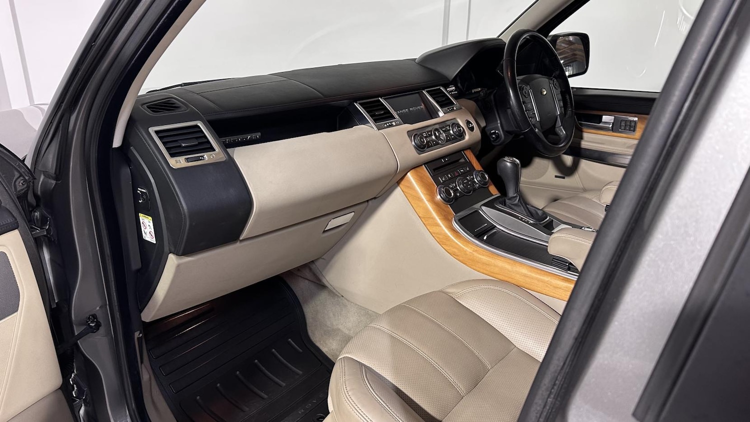 Used Land Rover Range Rover Sport 2009 for sale - 77300641: Photo 9