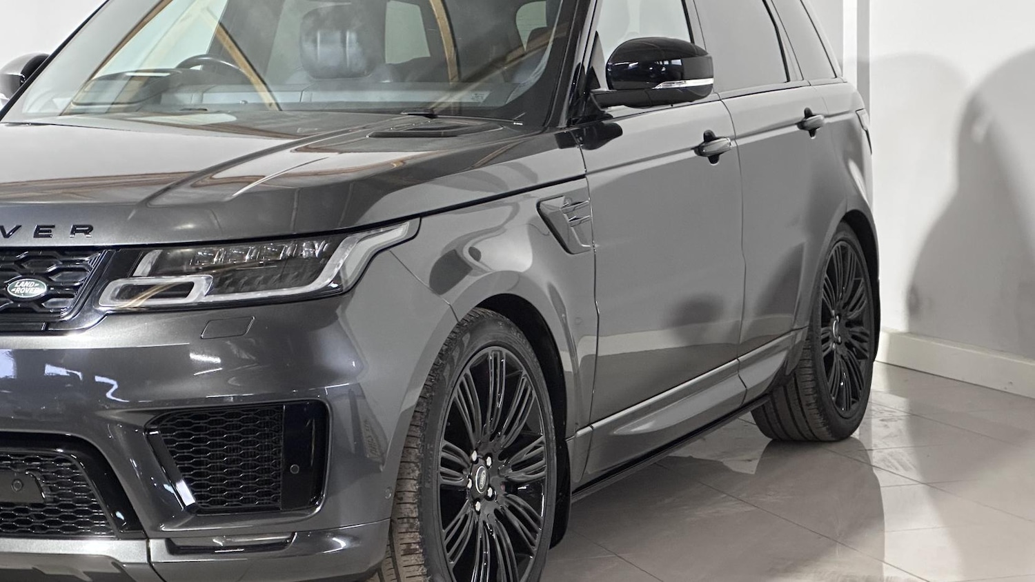 Used Land Rover Range Rover Sport 2018 for sale - 76652965: Photo 30