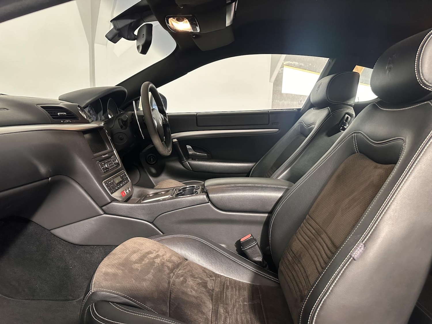 Used Maserati Granturismo 2012 for sale - 77403600: Photo 33