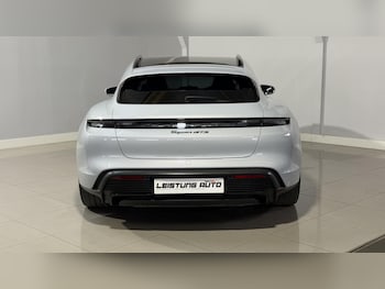 Used Porsche Taycan 2022 for sale - 79071403: Photo