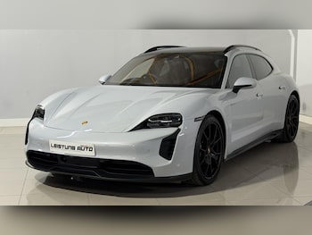 Used Porsche Taycan 2022 for sale - 79071403: Photo
