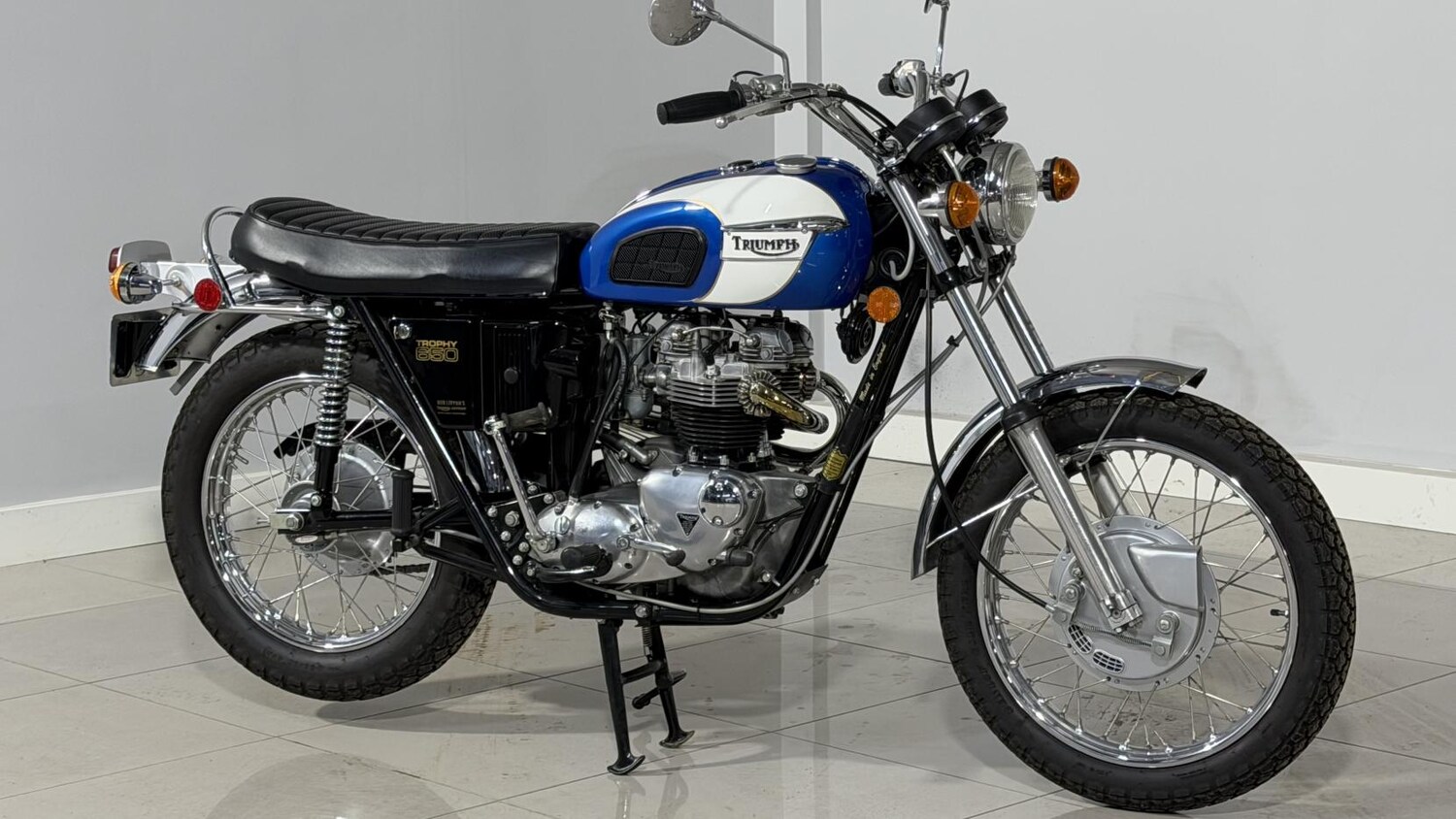 Triumph Trophy TR6C