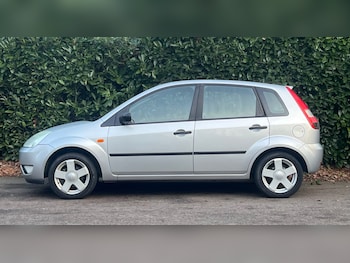 Used Ford Fiesta 2005 for sale - 77008418: Photo