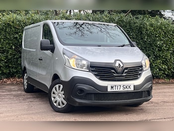 Used Renault Trafic 2017 for sale - 77675412: Photo