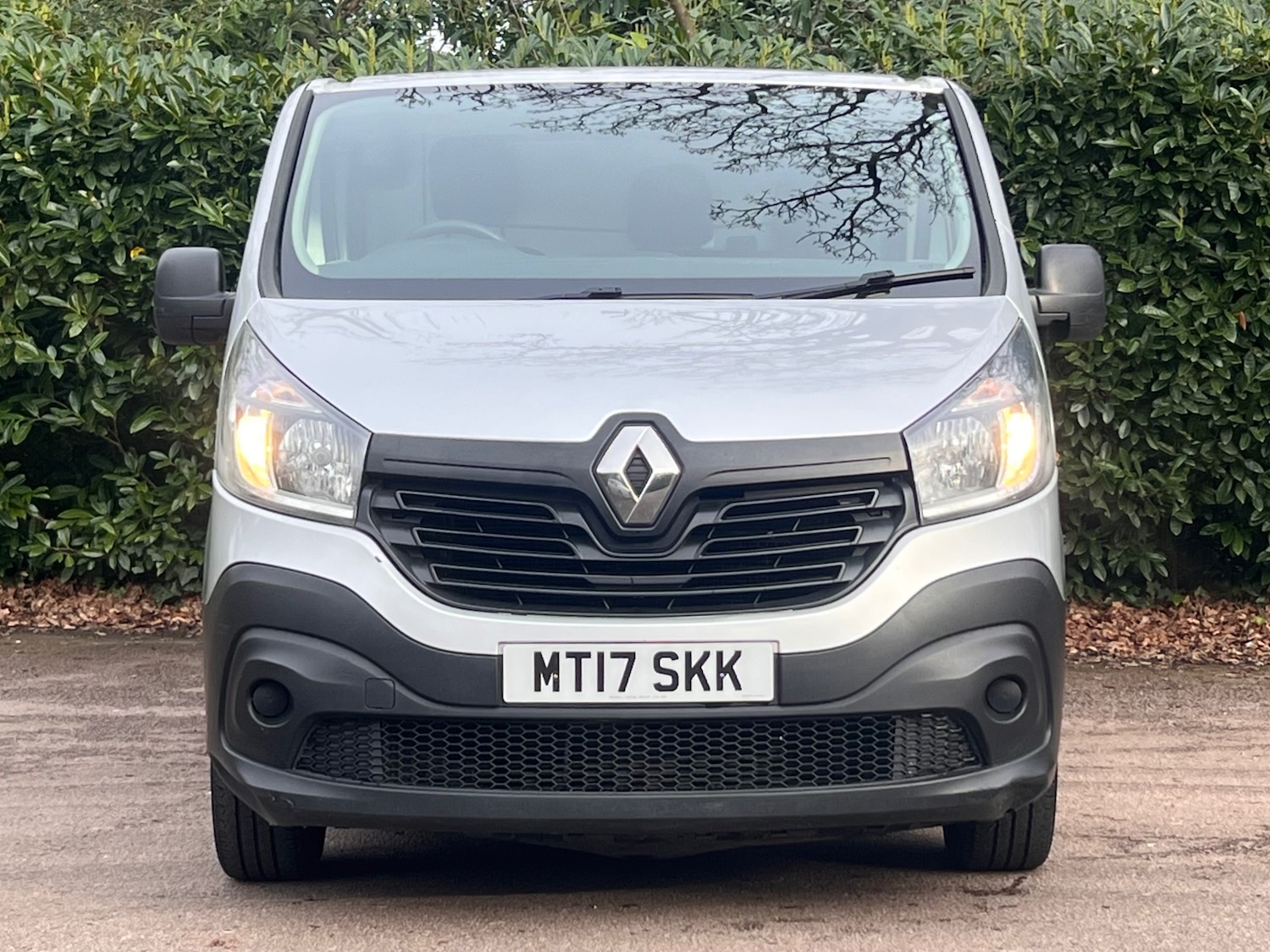 Used Renault Trafic 2017 for sale - 77675412: Photo 2