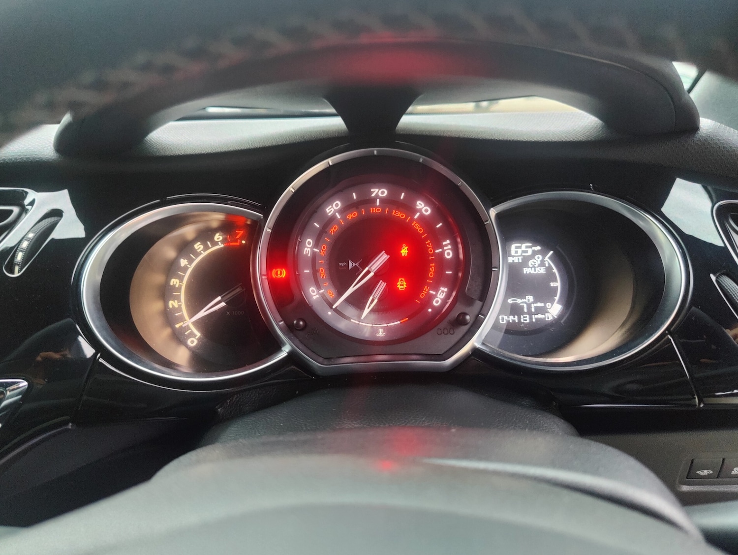 Used DS Automobiles DS 3 2017 for sale - 76331201: Photo 18