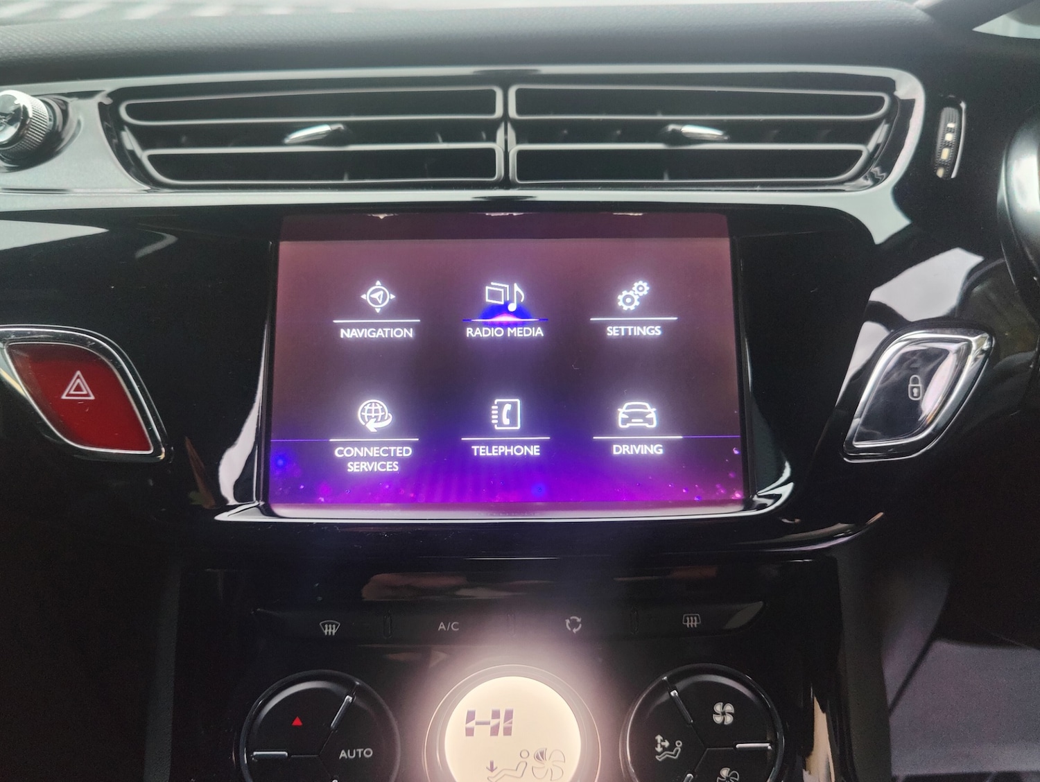 Used DS Automobiles DS 3 2017 for sale - 76331201: Photo 38