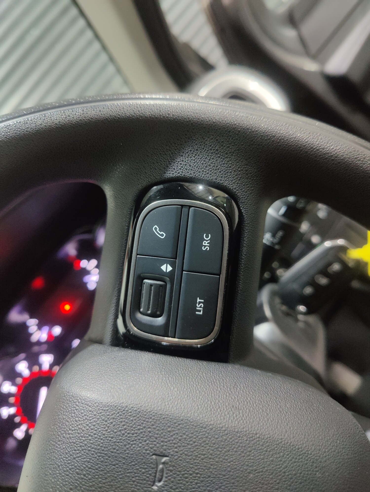 Used Citroen C3 2018 for sale - 77025999: Photo 36