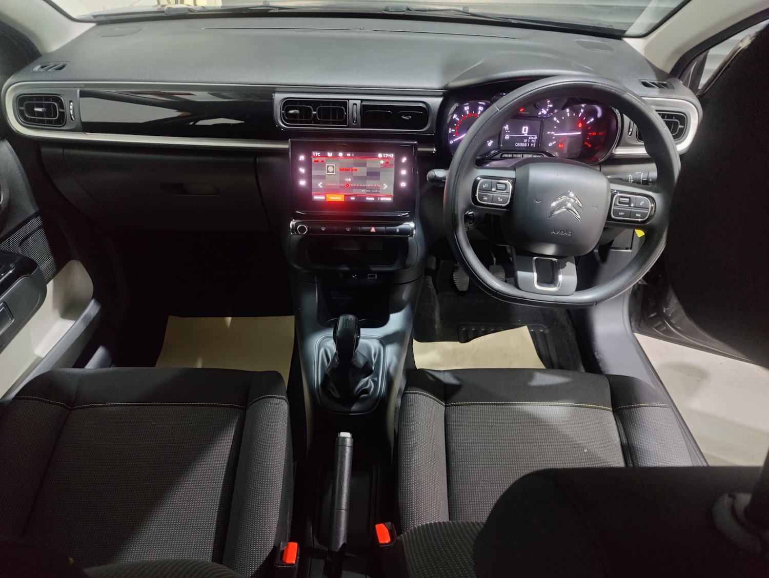 Used Citroen C3 2018 for sale - 77025999: Photo 59