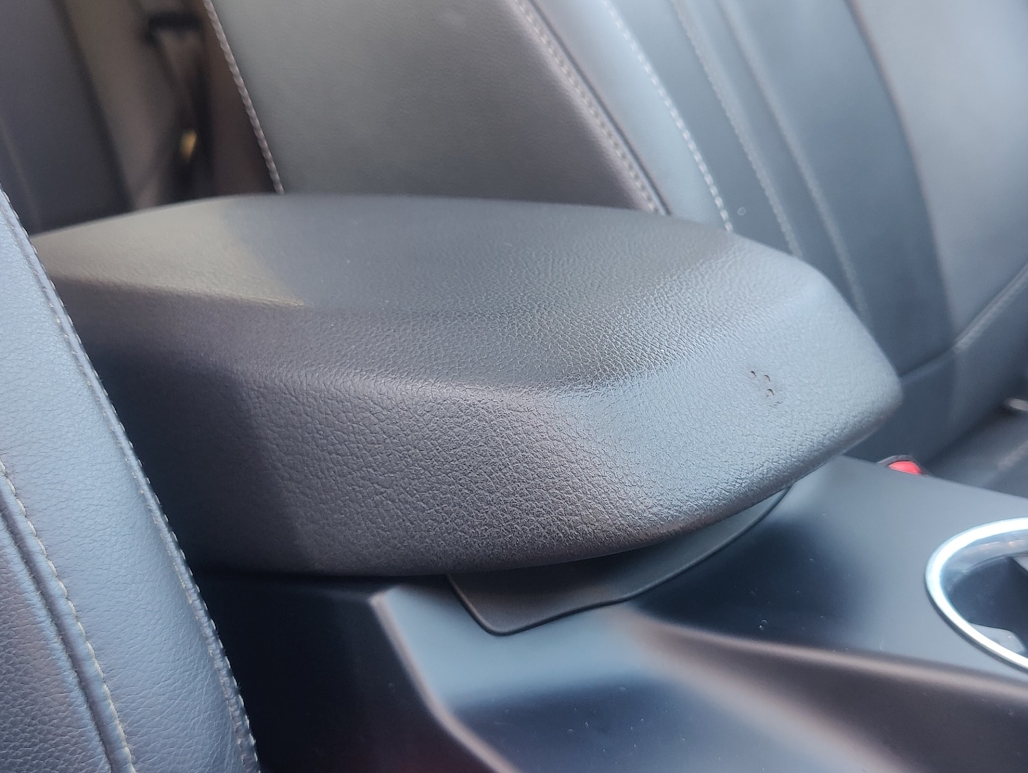 Used Ford Kuga 2014 for sale - 76846109: Photo 24