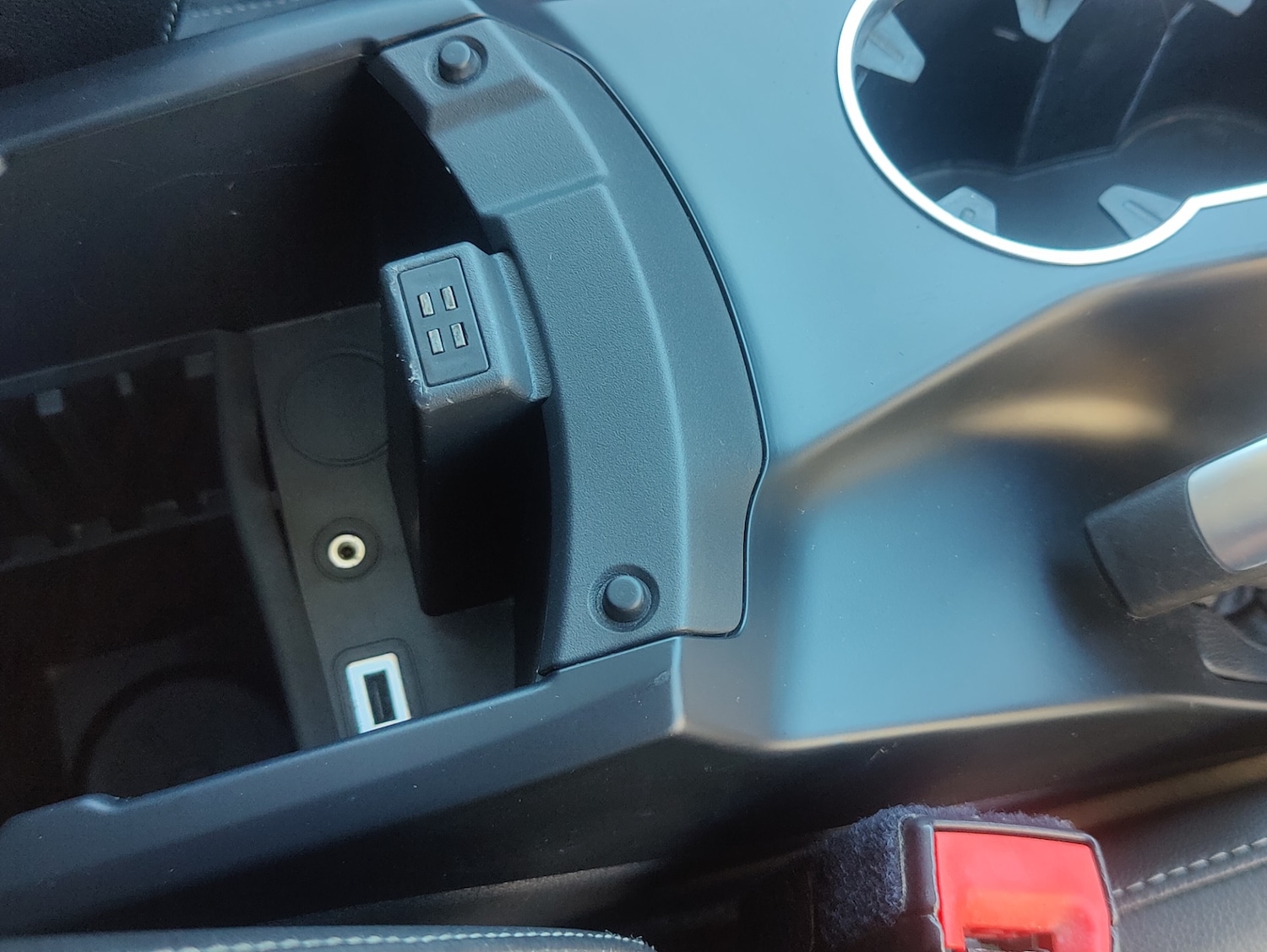 Used Ford Kuga 2014 for sale - 76846109: Photo 25