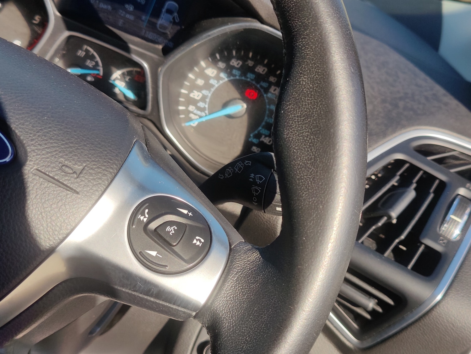 Used Ford Kuga 2014 for sale - 76846109: Photo 31