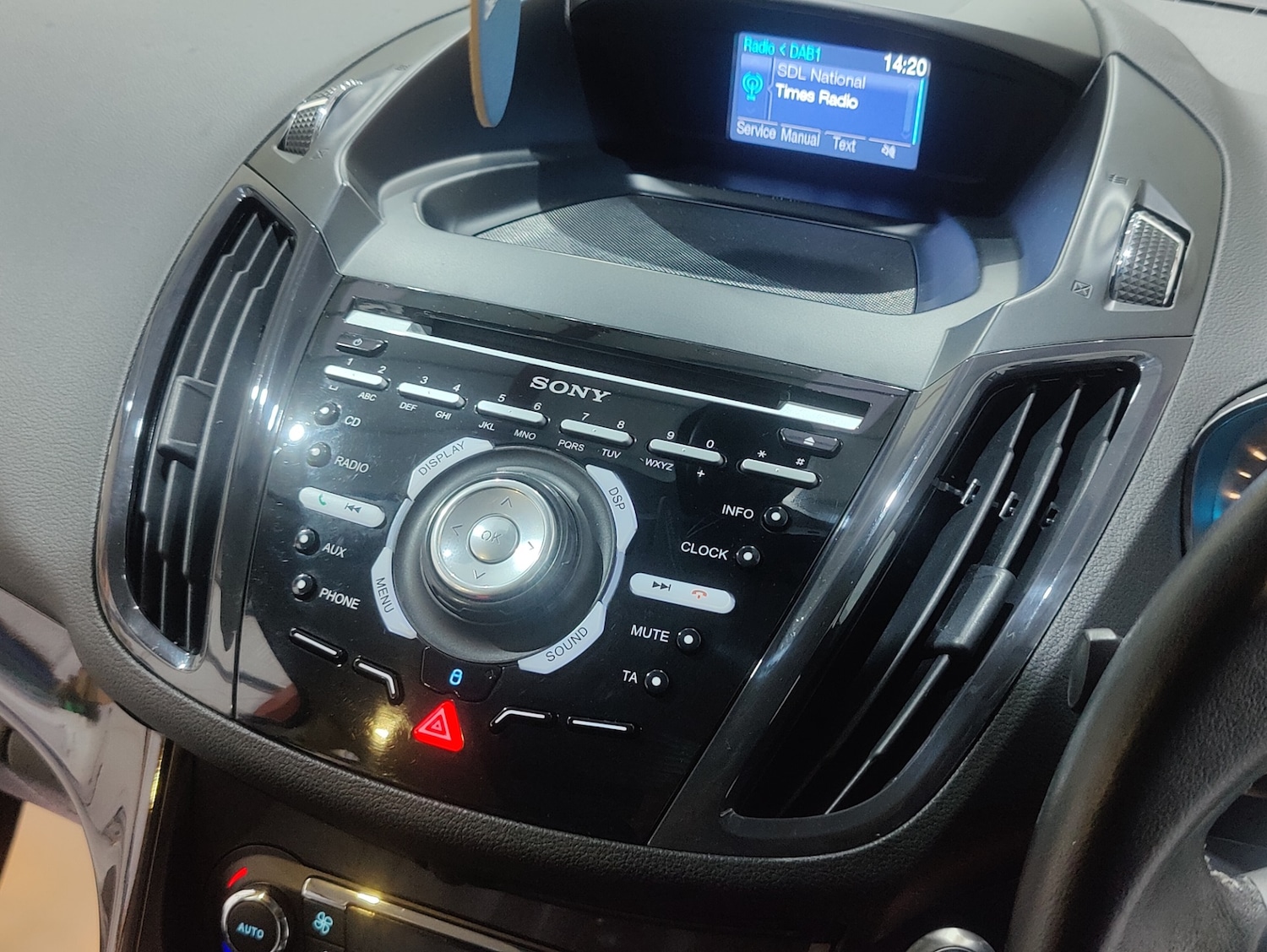 Used Ford Kuga 2014 for sale - 76846109: Photo 60