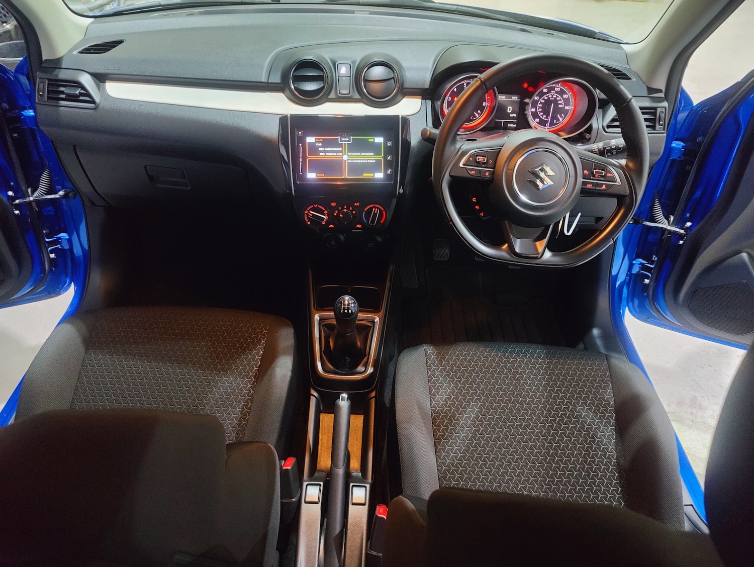 Used Suzuki Swift 2021 for sale - 76190116: Photo 15