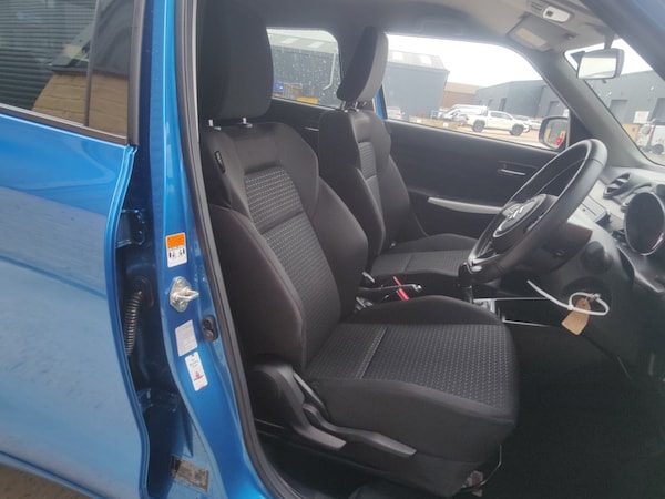 Used Suzuki Swift 2021 for sale - 76190116: Photo 17
