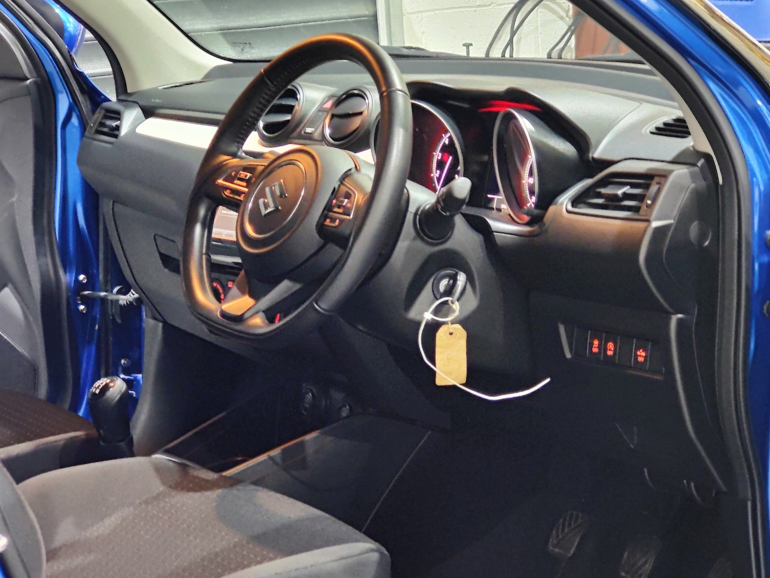 Used Suzuki Swift 2021 for sale - 76190116: Photo 22