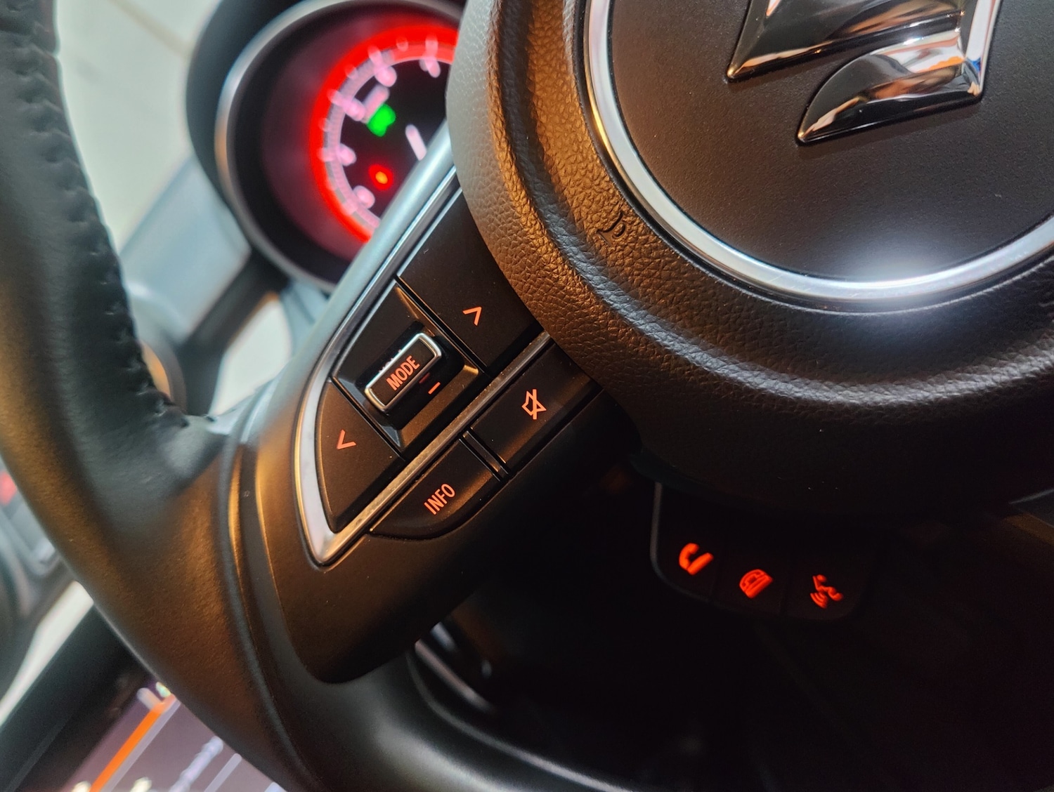 Used Suzuki Swift 2021 for sale - 76190116: Photo 25