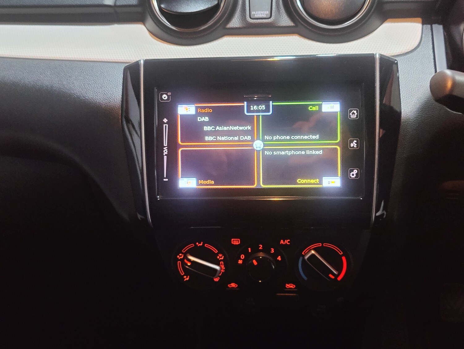 Used Suzuki Swift 2021 for sale - 76190116: Photo 51