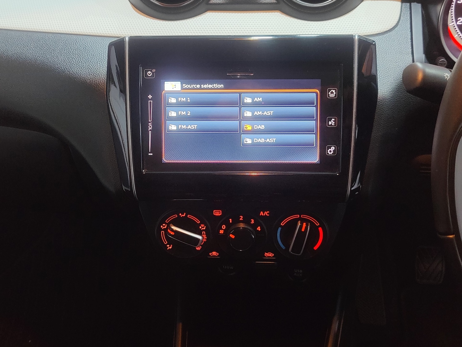 Used Suzuki Swift 2021 for sale - 76190116: Photo 59