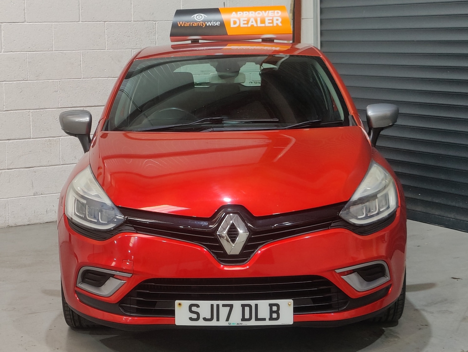 Used Renault Clio 2017 for sale - 77077631: Photo 2