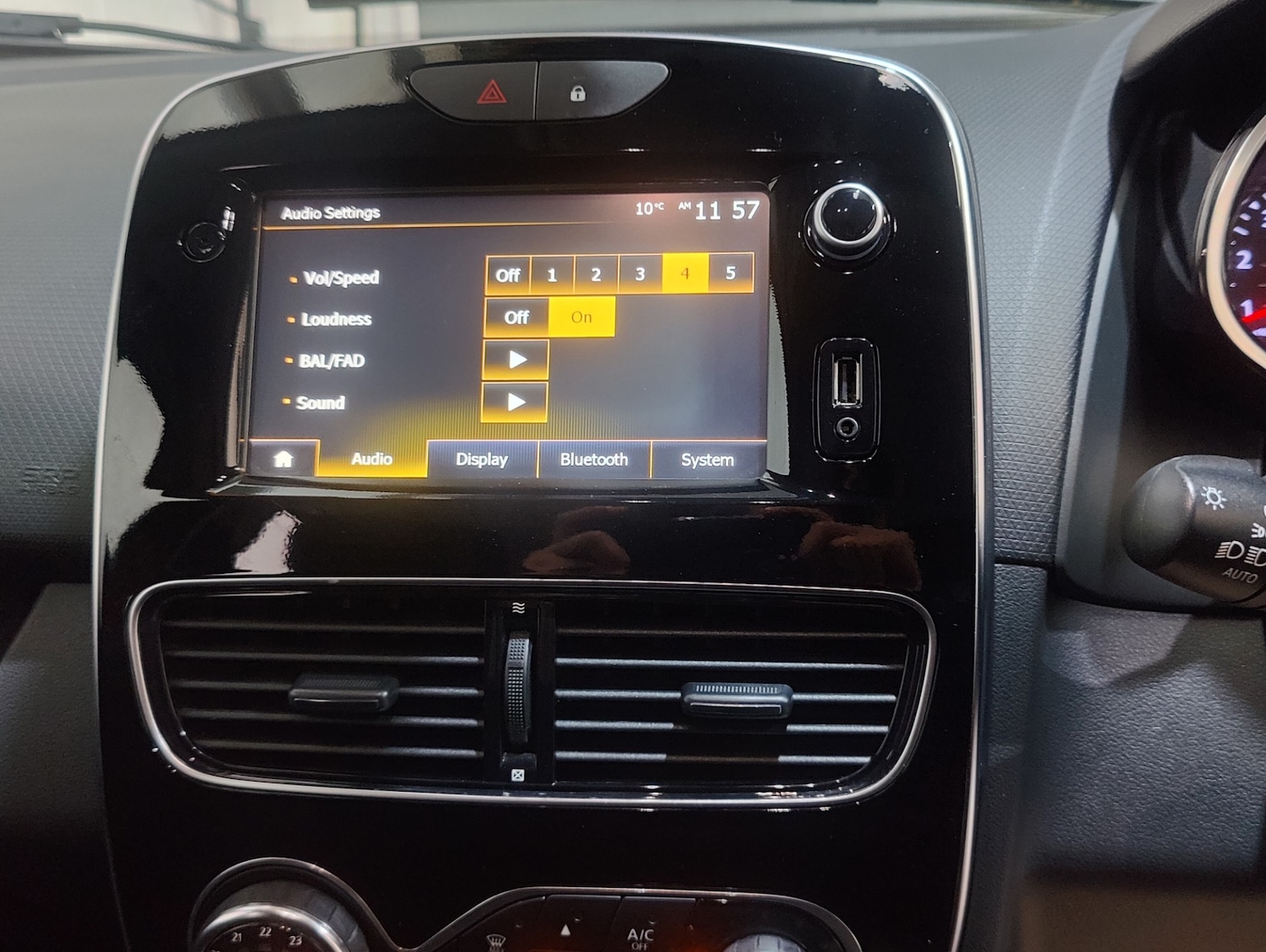 Used Renault Clio 2017 for sale - 77077631: Photo 43