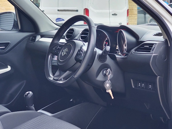 Used Suzuki Swift 2022 for sale - 76202057: Photo 17