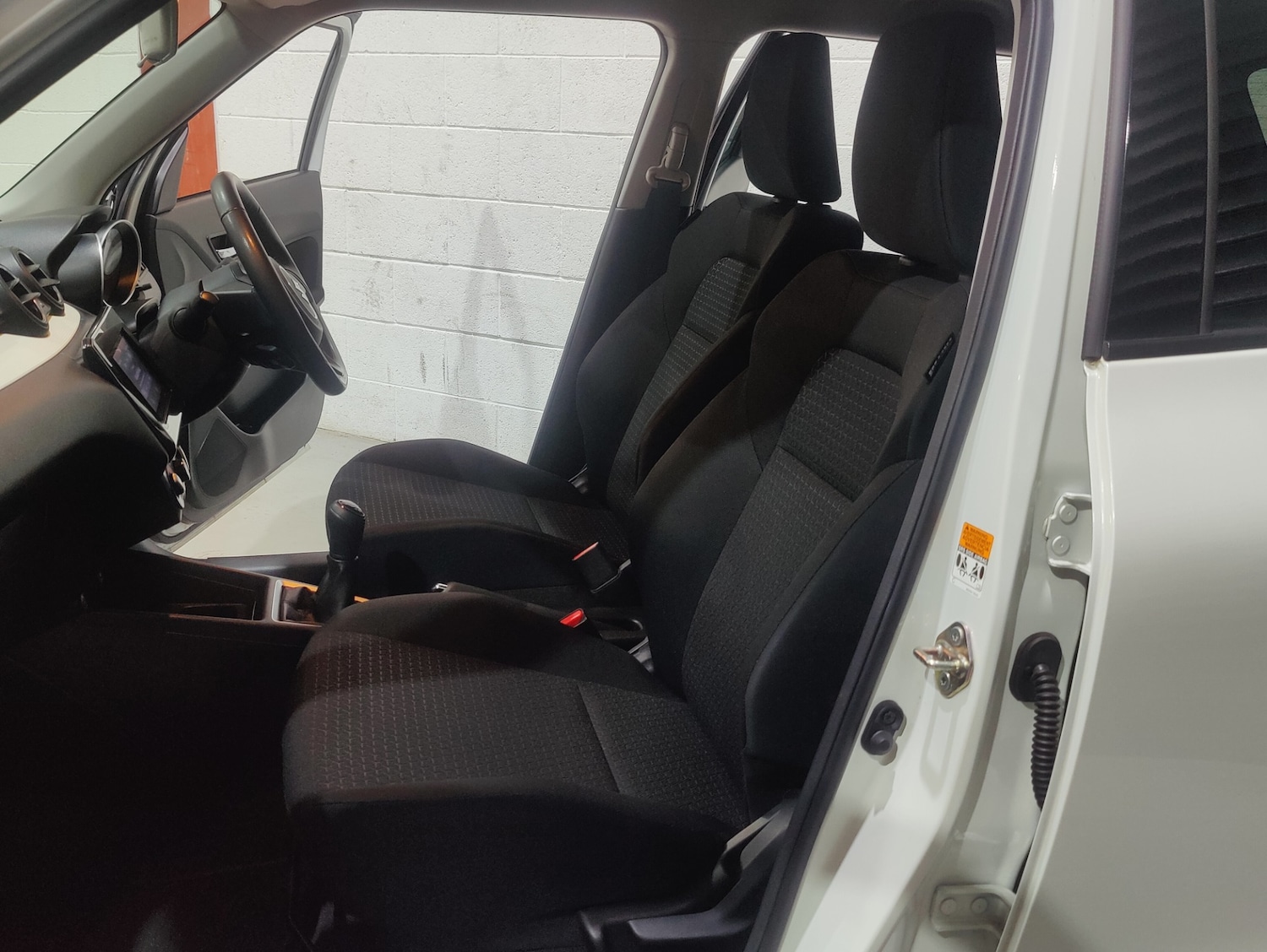 Used Suzuki Swift 2022 for sale - 76202057: Photo 5