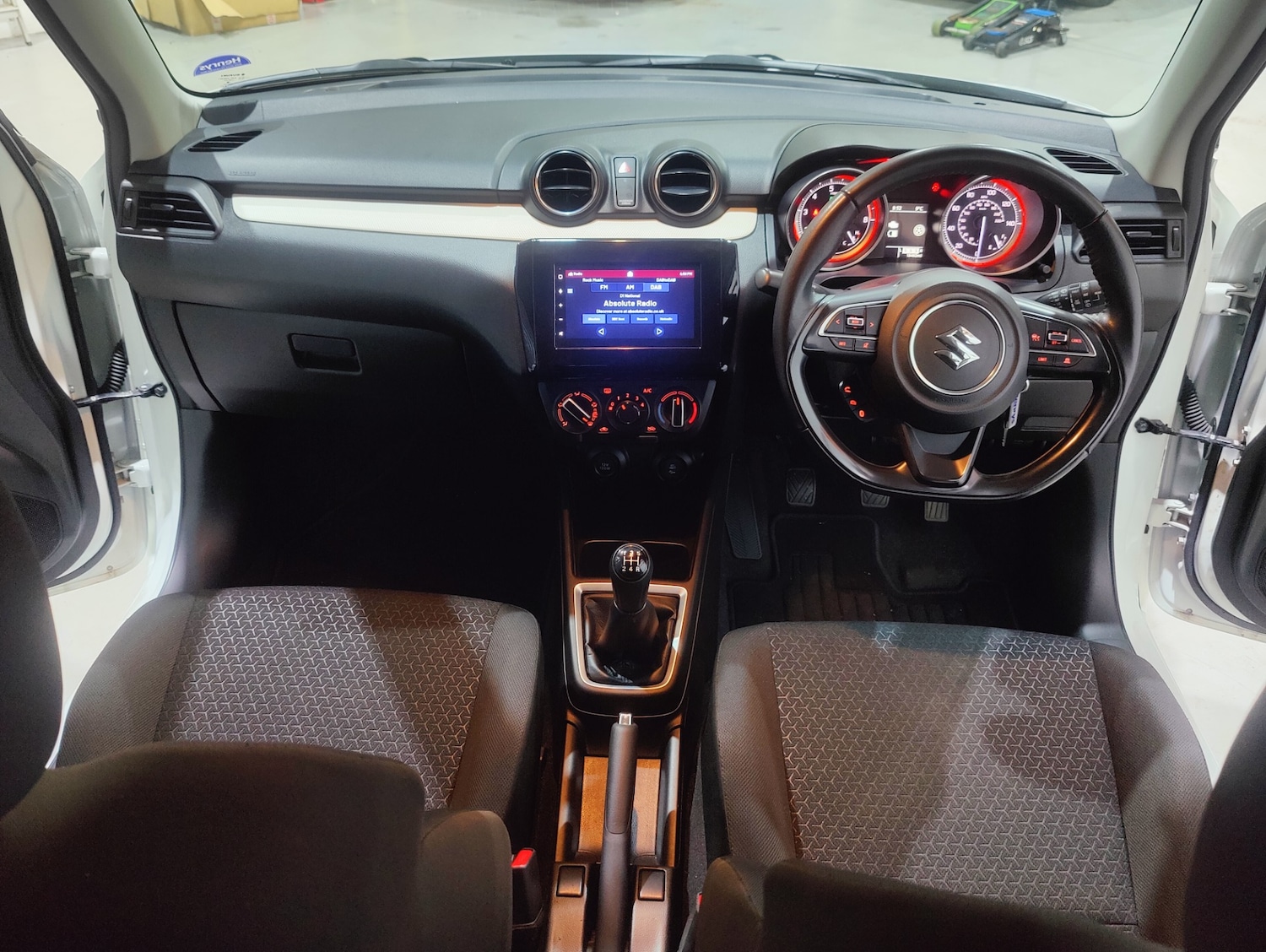 Used Suzuki Swift 2022 for sale - 76202057: Photo 57