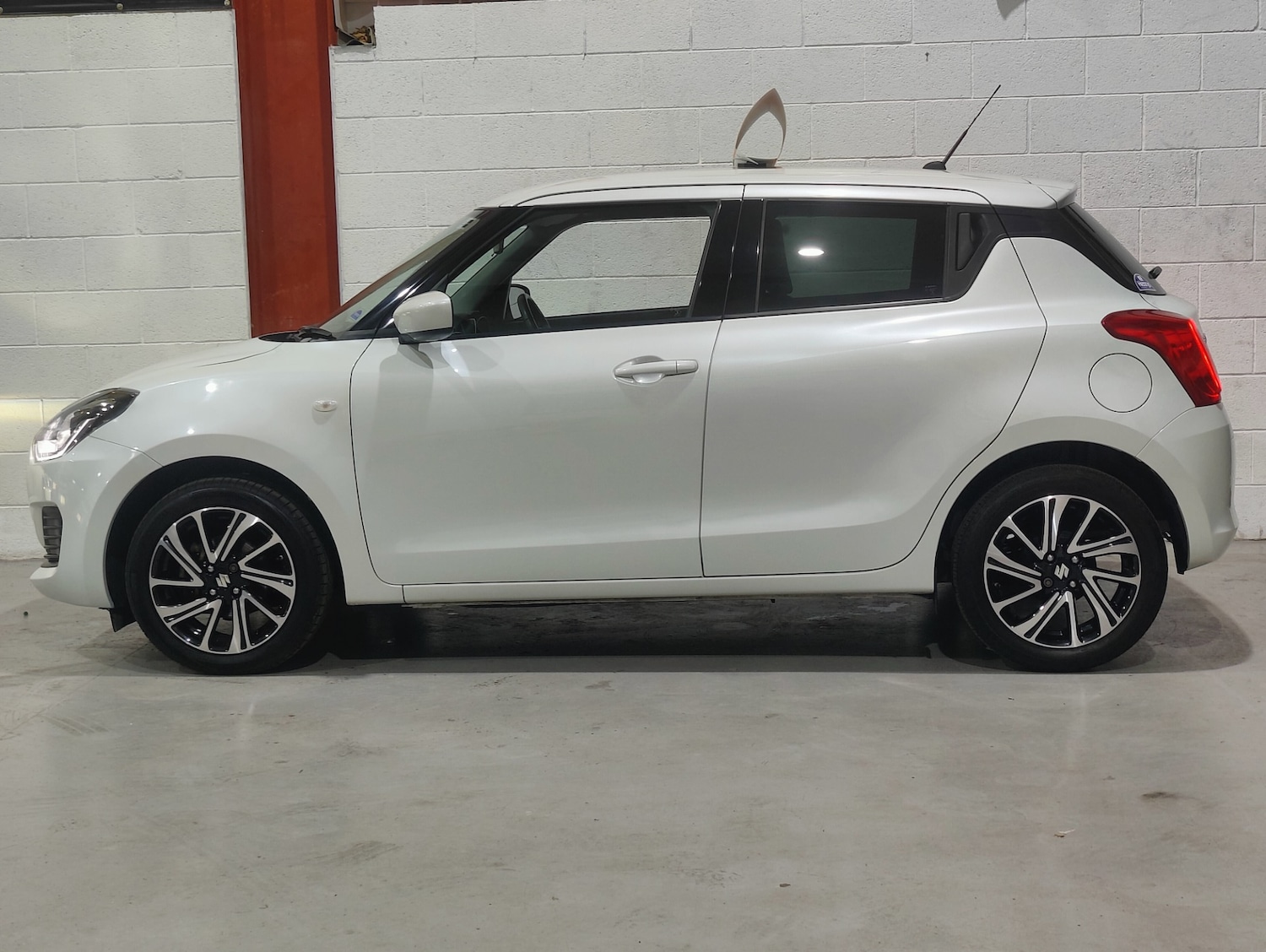 Used Suzuki Swift 2022 for sale - 76202057: Photo 6
