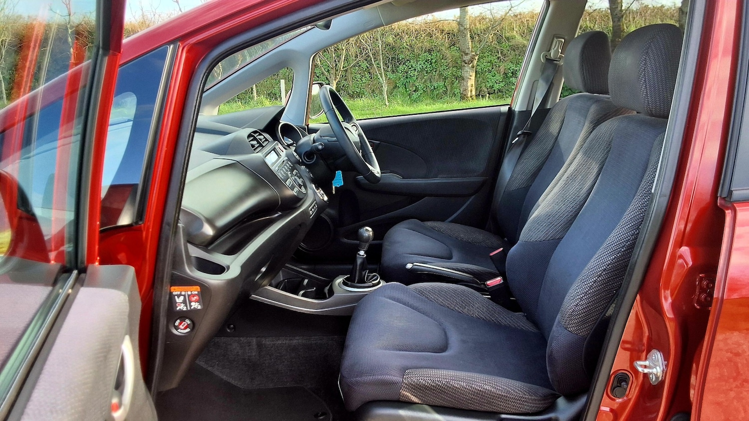 Used Honda Jazz 2014 for sale - 77438720: Photo 25