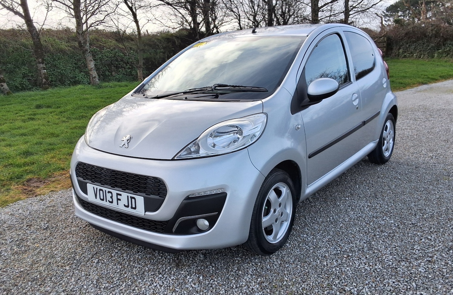 Used Peugeot 107 2013 for sale - 77536113: Photo 2