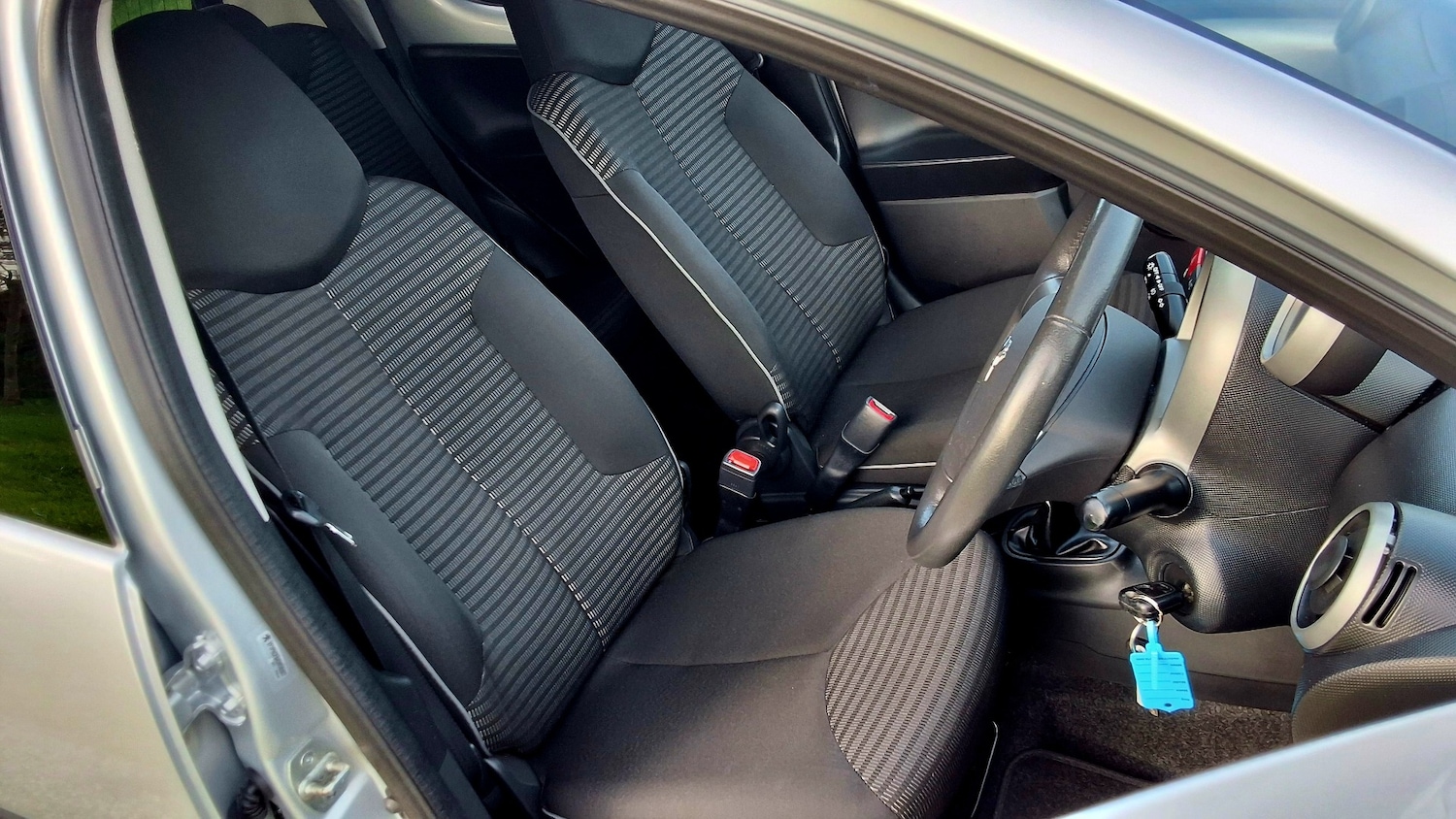 Used Peugeot 107 2013 for sale - 77536113: Photo 22