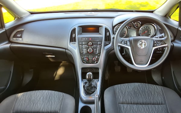 Used Vauxhall Astra 2015 for sale - 76299869: Photo 14
