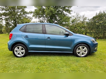 Used Volkswagen Polo 2017 for sale - 79047299: Photo