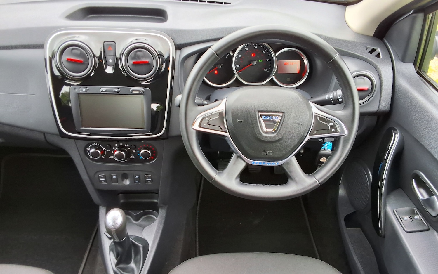 Used Dacia Sandero Stepway 2019 for sale - 76483262: Photo 17