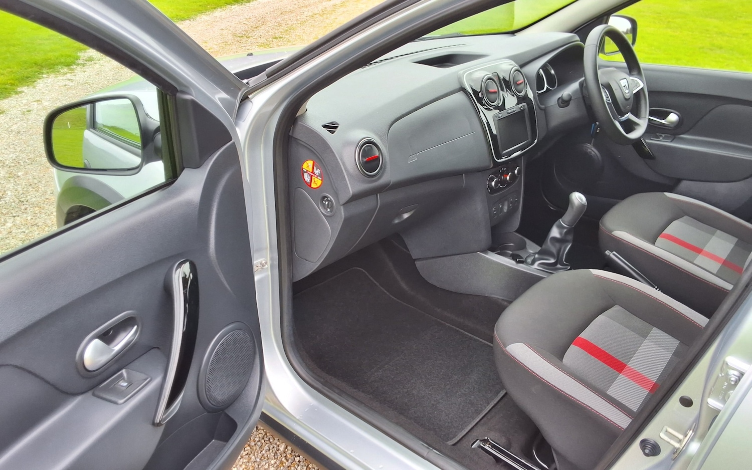 Used Dacia Sandero Stepway 2019 for sale - 76483262: Photo 24