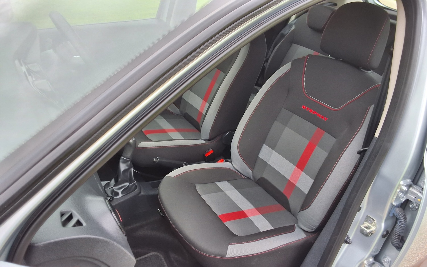 Used Dacia Sandero Stepway 2019 for sale - 76483262: Photo 26