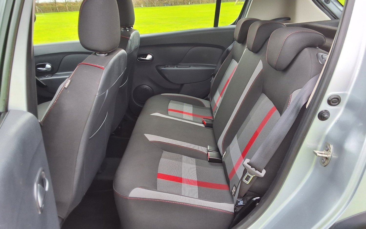 Used Dacia Sandero Stepway 2019 for sale - 76483262: Photo 27