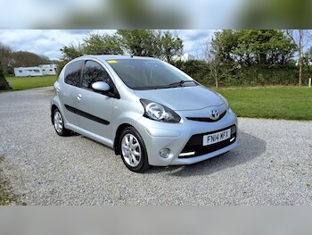 Used Toyota AYGO 2011 for sale - 78324040: Photo