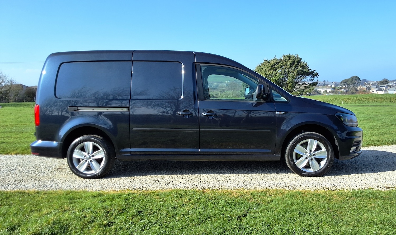 Used Volkswagen Caddy Maxi 2015 for sale - 77750302: Photo 6