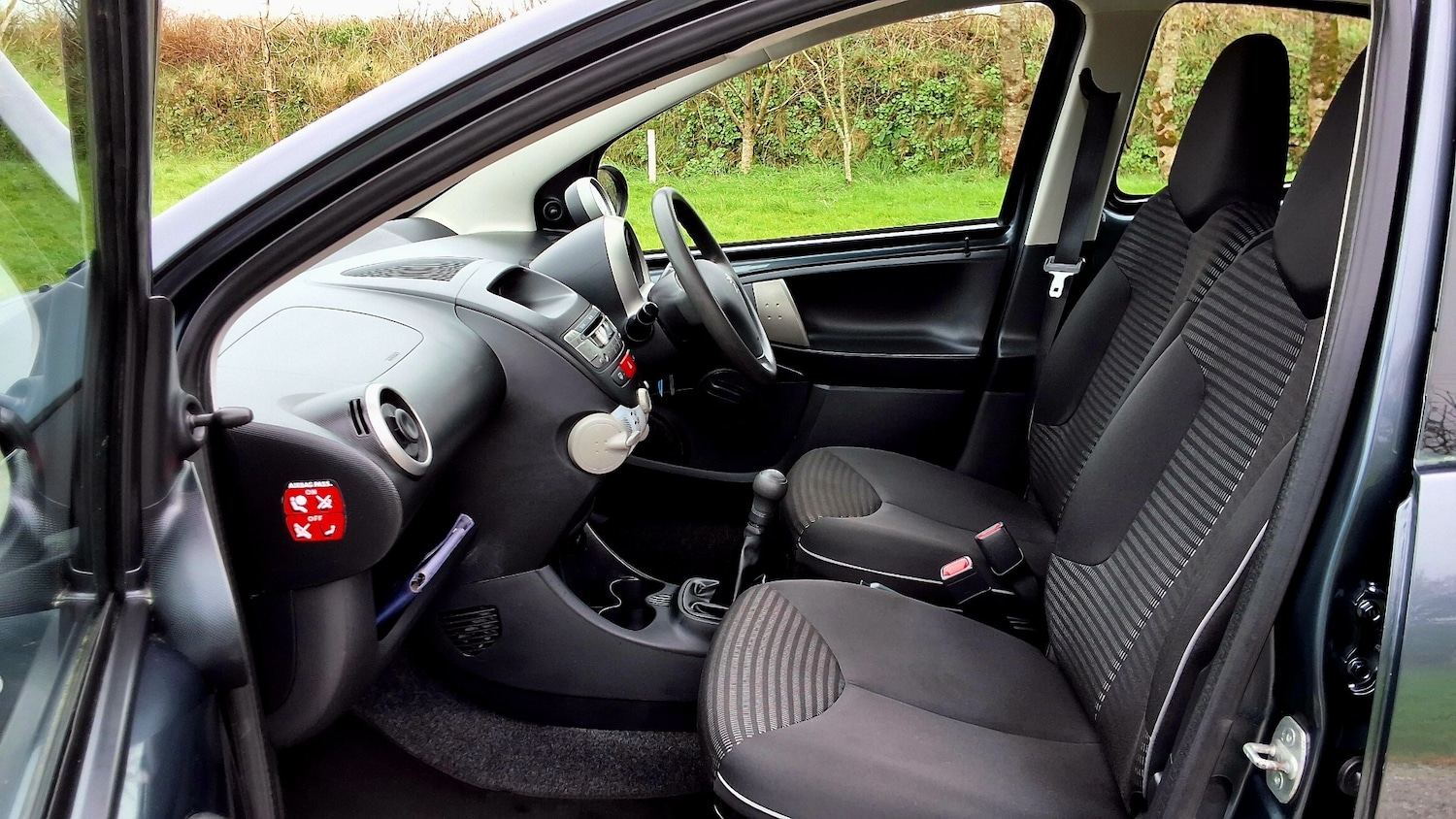 Used Peugeot 107 2014 for sale - 77517463: Photo 23