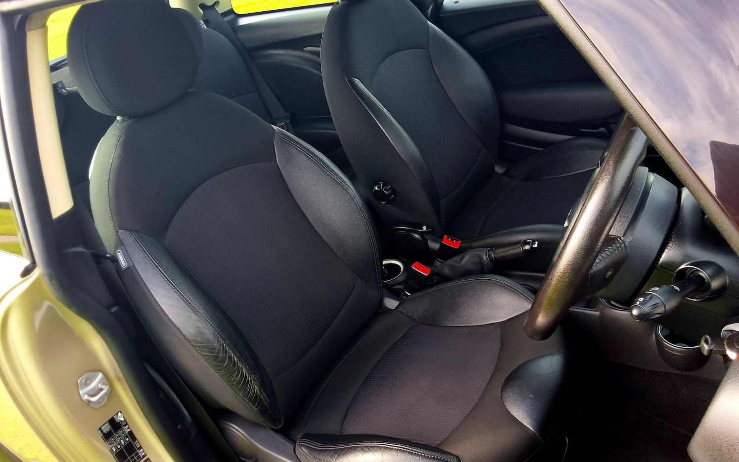 Used MINI Hatch 2010 for sale - 76143939: Photo 16